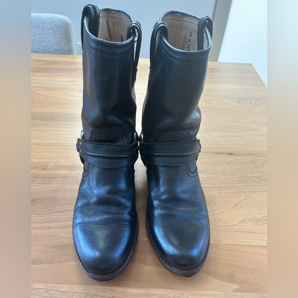 Frye Black Harness Ankle Boots, size 10 - Picture 2 of 11